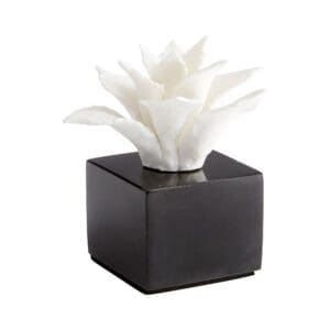 Calendine Sculpture | White - Medium